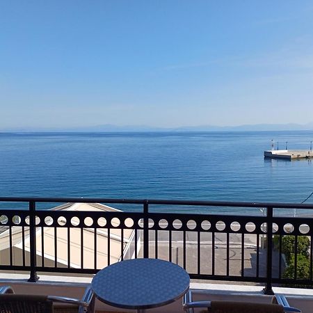 Kamvissis Hotel Tirós Buitenkant foto