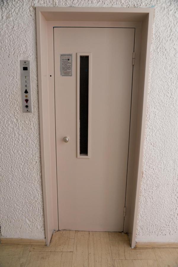 Kamvissis Hotel Tirós Buitenkant foto